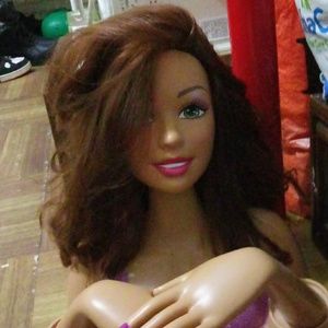 For the little girs and to learn to do your hair